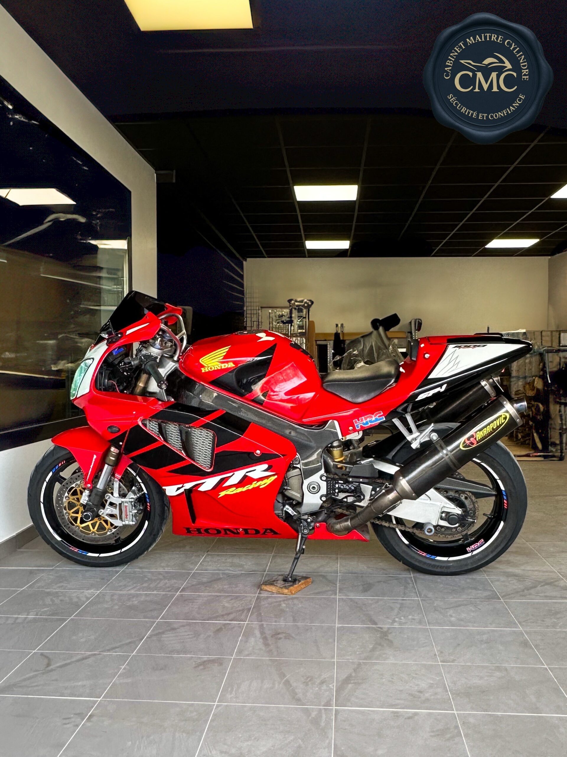 30fcbc2e 14ac 4c33 b21e a3e771863b8f